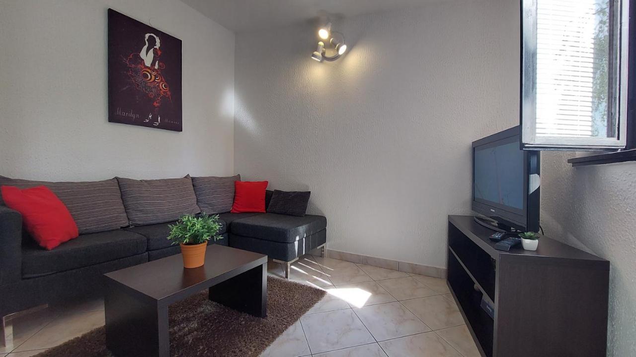 פורץ Apartment Cervar מראה חיצוני תמונה