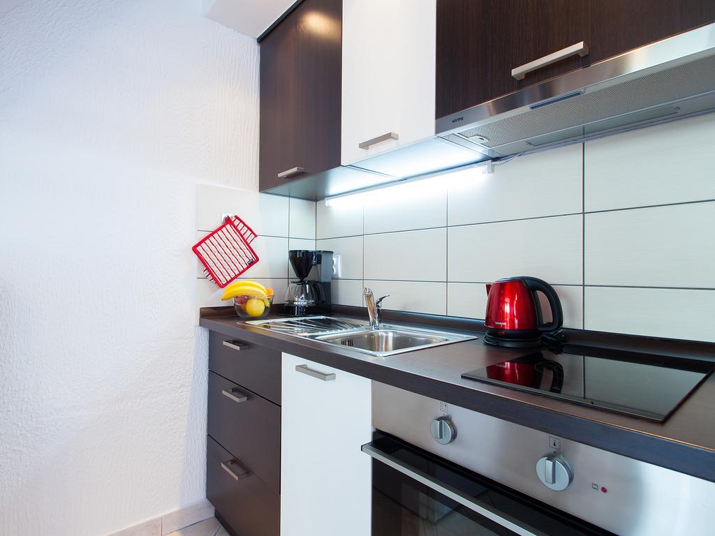 פורץ Apartment Cervar חדר תמונה